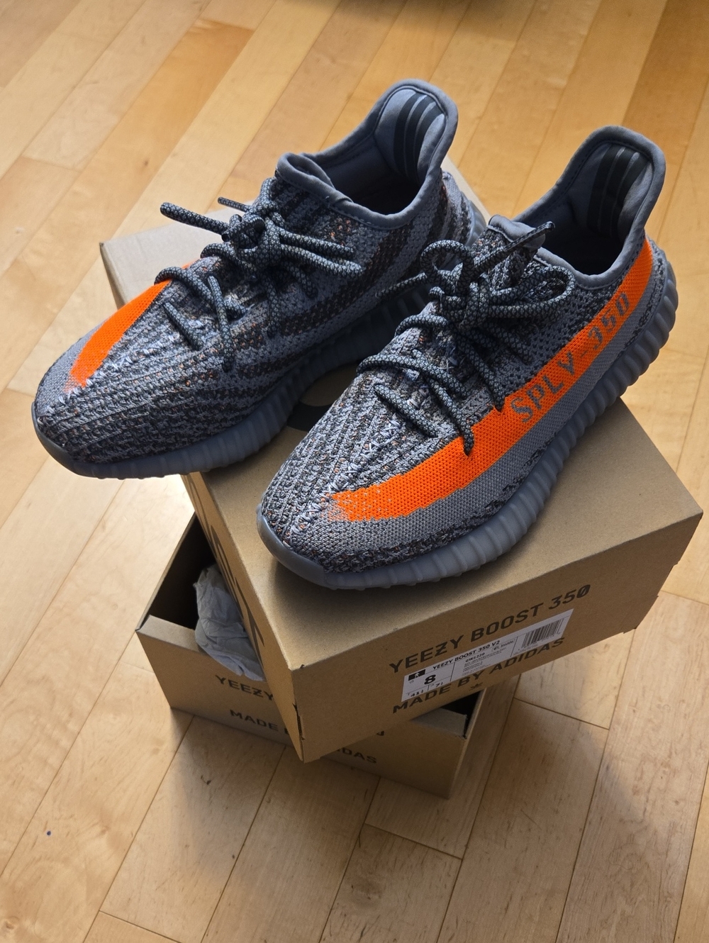 adidas

Yeezy Boost 350 V2 'Beluga Reflective'